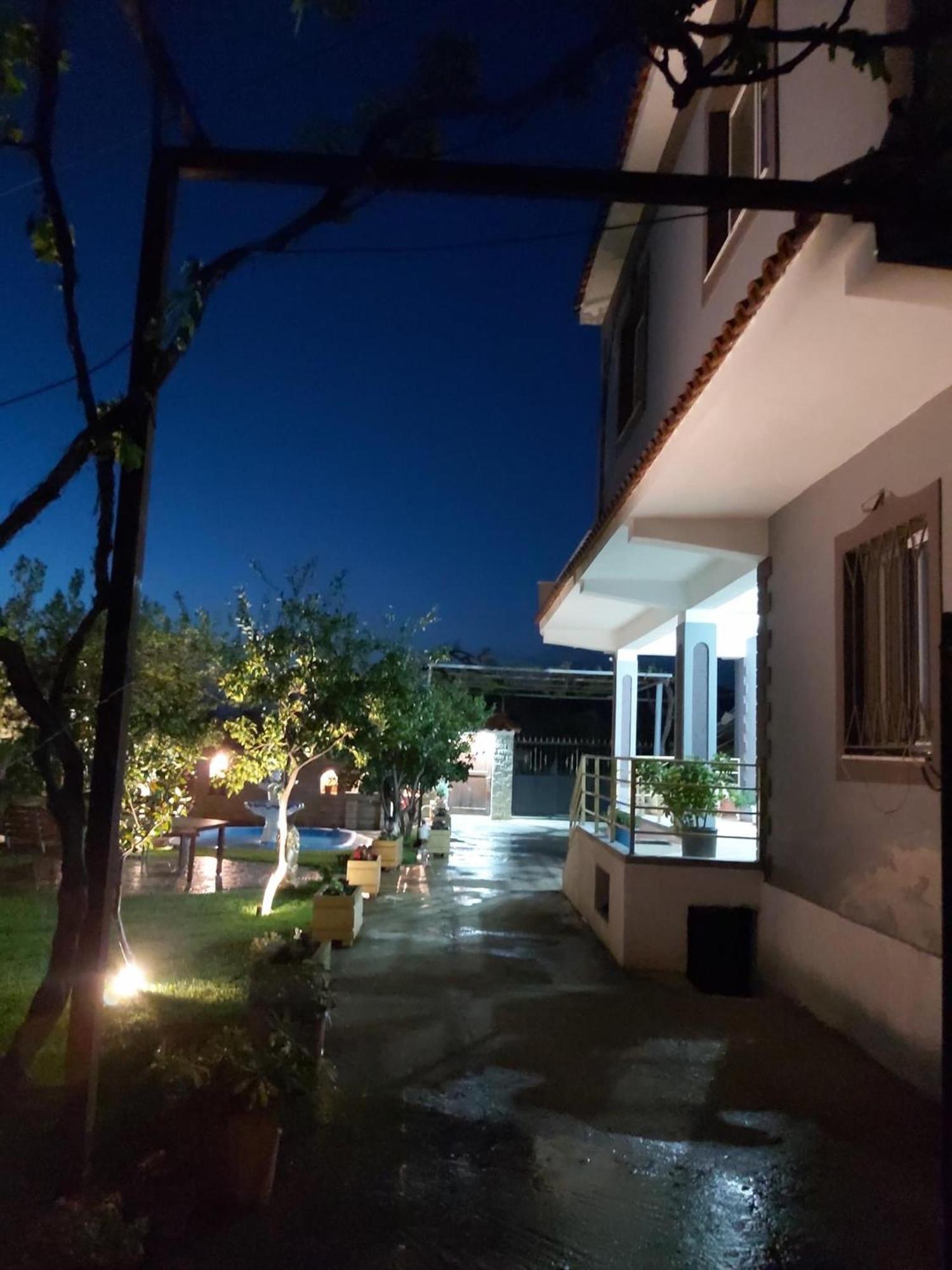 Erdi'S Home Berat Bagian luar foto